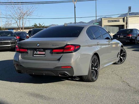 Used 2022 BMW 540i 540i w/ M Sport Package image 9