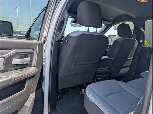 Used 2024 RAM 3500 Big Horn image 17