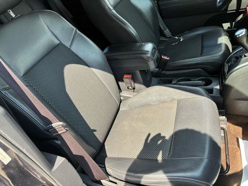Used 2014 Jeep Compass FWD image 11