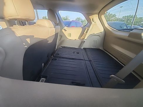 Used 2018 Nissan Pathfinder Platinum w/ Cargo Package AWD/4WD image 6