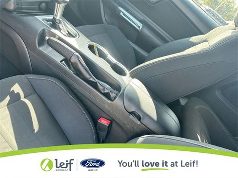 Certified 2019 Ford Mustang Convertible w/ Equipment Group 101A image 26