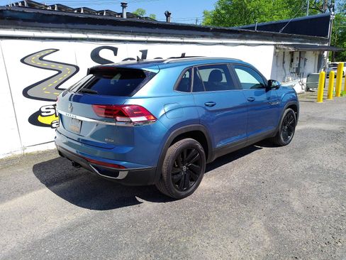 Used 2020 Volkswagen Atlas Cross Sport SE w/ Panoramic Sunroof Package AWD/4WD image 5