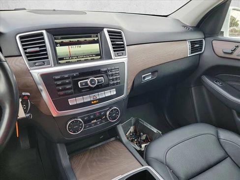 Used 2015 Mercedes-Benz ML 350 4MATIC image 21