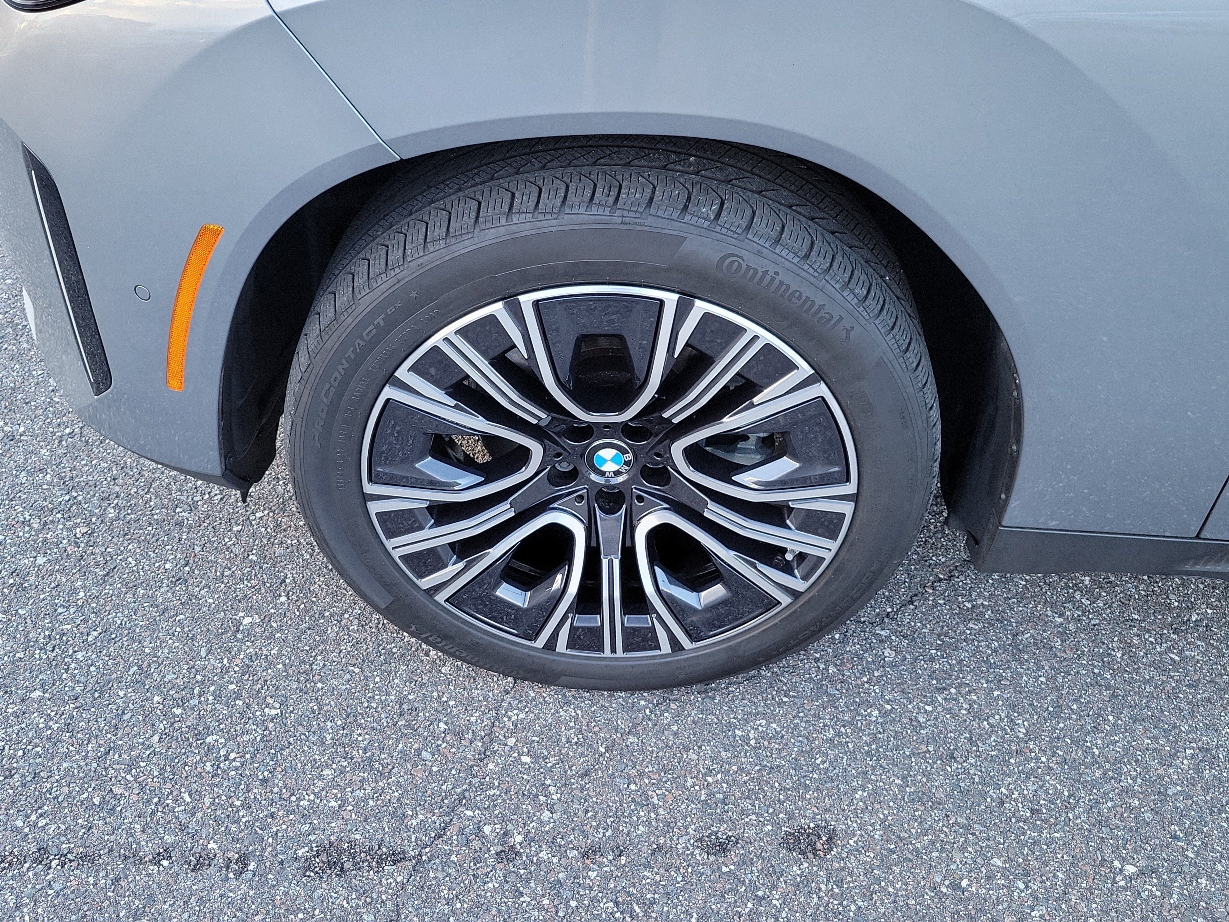 Used 2025 BMW X3 xDrive30i w/ Premium Package AWD/4WD image 37