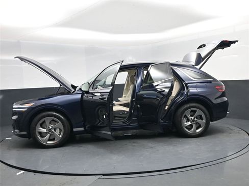 New 2026 Genesis GV70 2.5T Select image 22