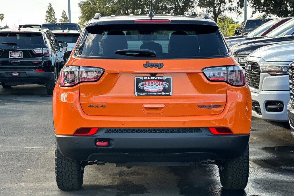 New 2026 Jeep Compass Trailhawk AWD/4WD image 5