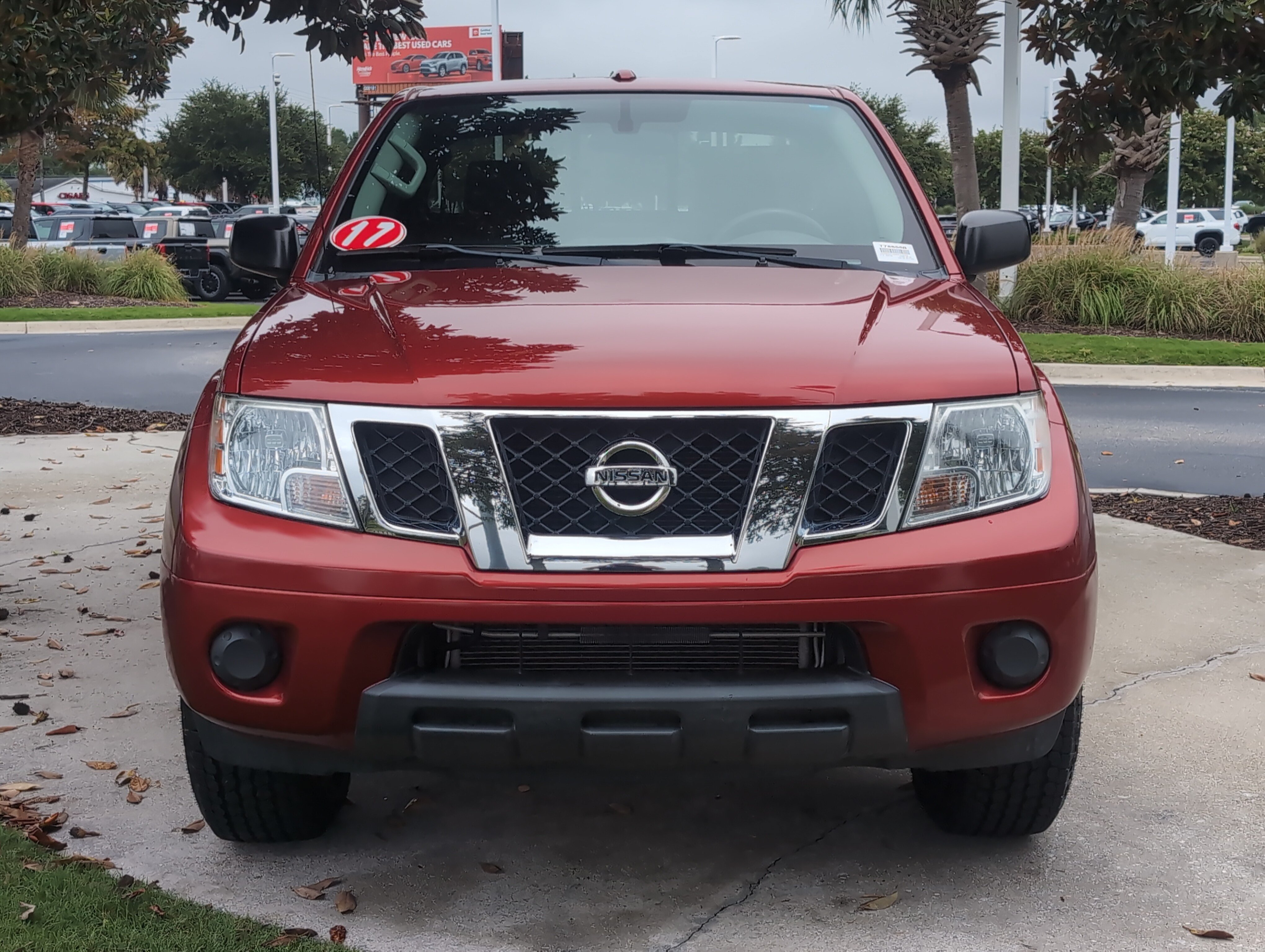 Used 2017 Nissan Frontier SV RWD image 3