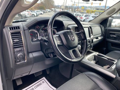 Used 2017 RAM 1500 Sport image 10