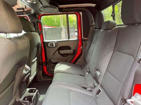 Used 2022 Jeep Gladiator Sport AWD/4WD image 12