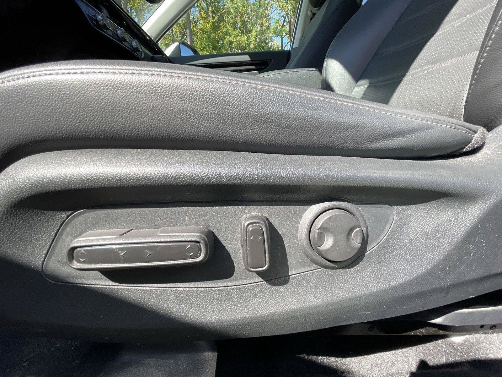 Used 2025 Honda CR-V EX-L image 13
