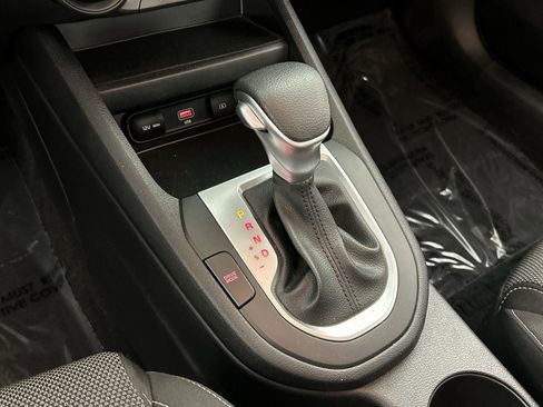 Used 2024 Kia Forte LXS image 15