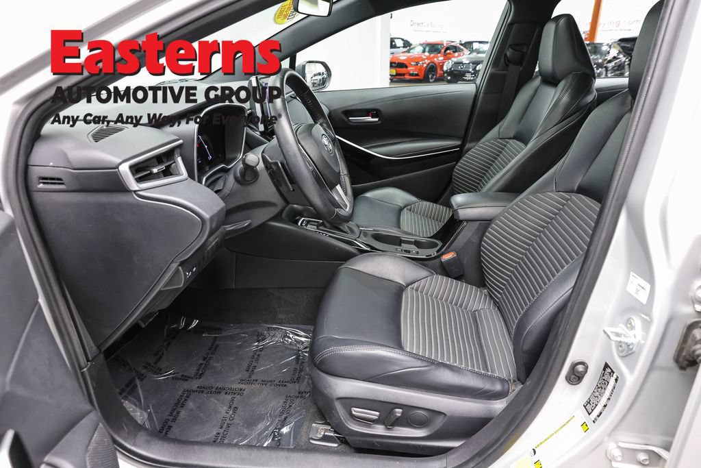 Used 2023 Toyota Corolla XSE FWD image 15