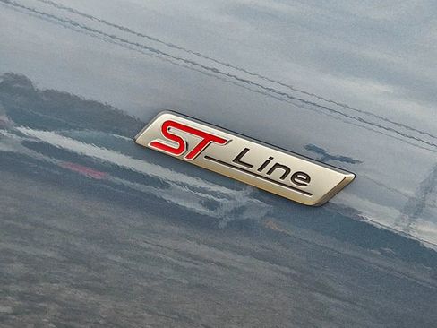 New 2026 Ford Escape ST-Line FWD image 5