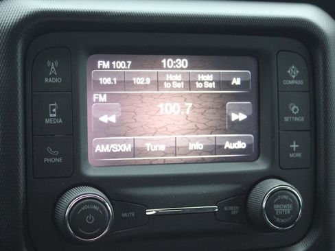 Used 2021 Jeep Gladiator Sport image 33