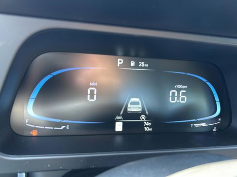 New 2026 Hyundai Elantra SE FWD image 13