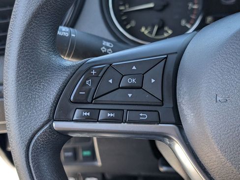 Used 2020 Nissan Rogue Sport S FWD image 21