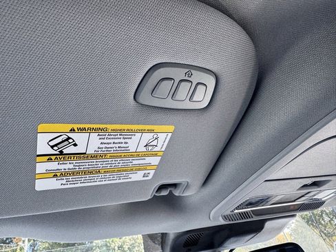 Used 2024 Ford F250 Lariat image 12