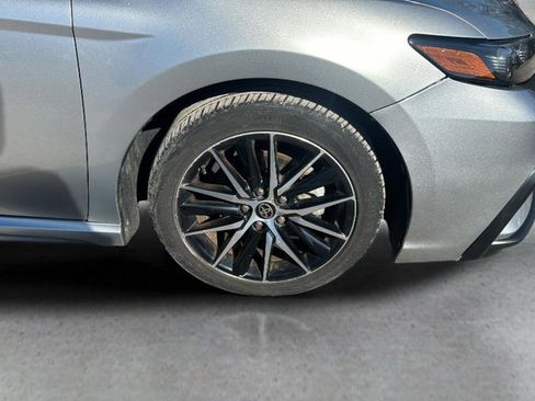 Used 2021 Toyota Camry SE image 30