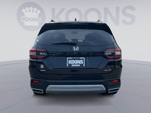 Used 2023 Honda Pilot Elite image 5