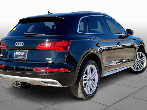 Used 2020 Audi Q5 Premium Plus image 13