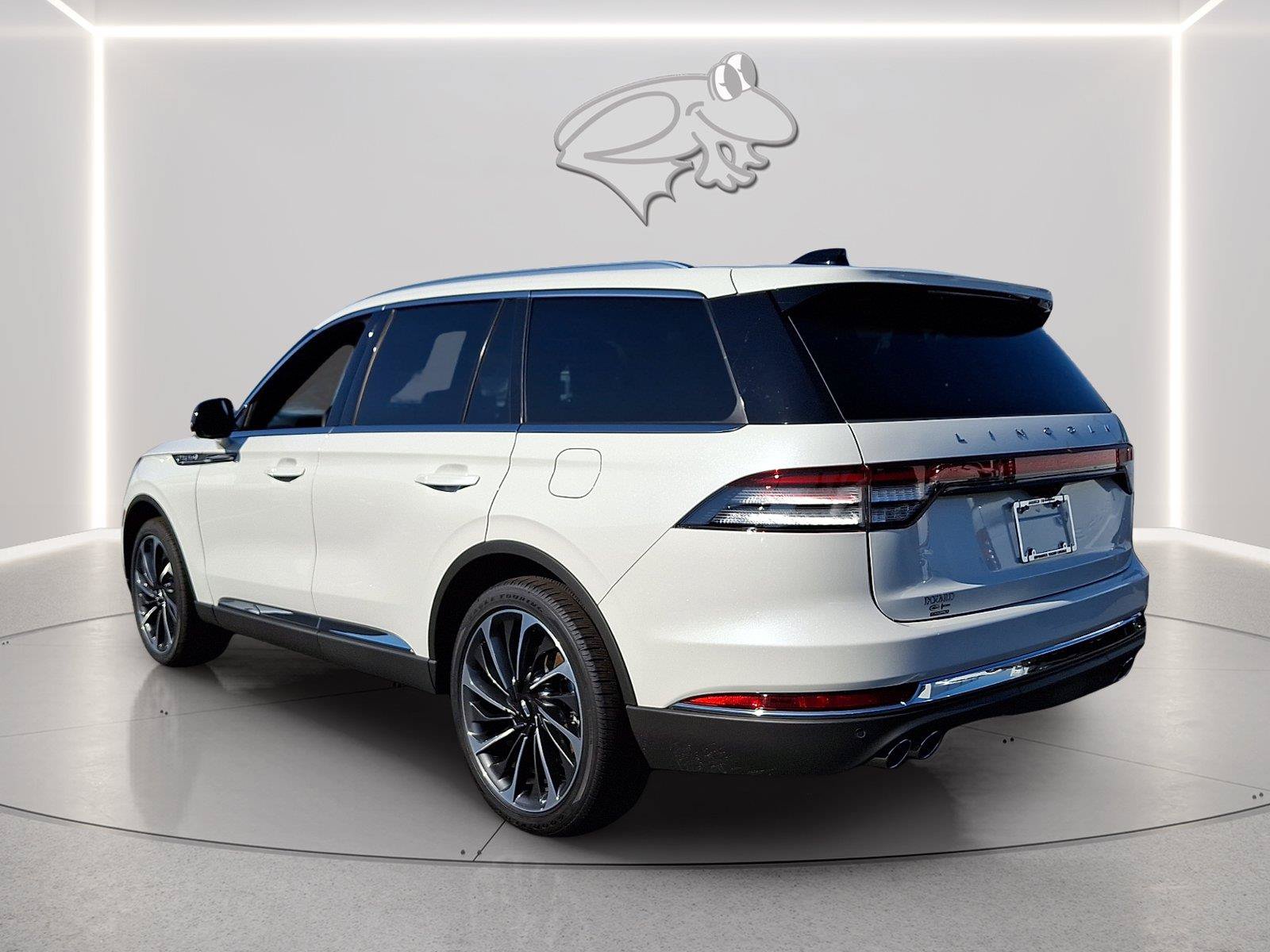 New 2026 Lincoln Aviator Reserve AWD/4WD image 3