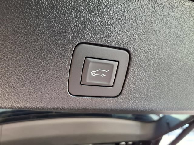 Certified 2023 Buick Encore GX Select w/ Sport Touring Package FWD image 23