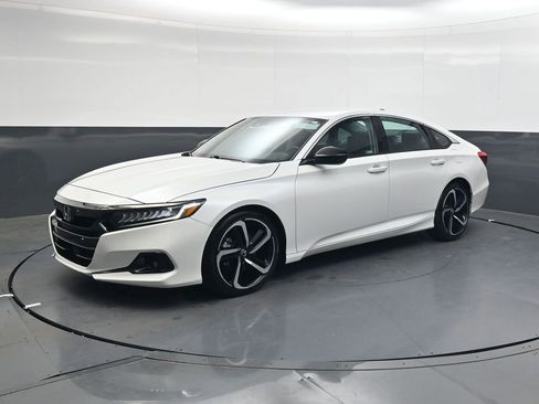 Used 2021 Honda Accord Sport Special Edition image 8