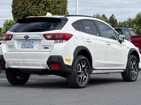 Used 2022 Subaru Crosstrek Hybrid w/ Moonroof Package w/Navigation AWD/4WD image 5