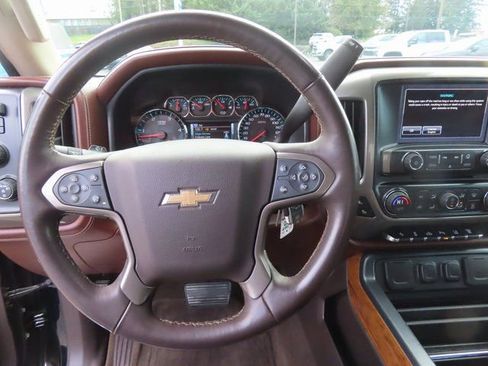 Used 2016 Chevrolet Silverado 2500 High Country w/ Duramax Plus Package image 19