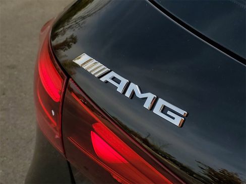 Used 2025 Mercedes-Benz GLA 35 AMG 4MATIC image 6