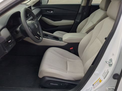 Used 2024 Honda Accord EX image 15