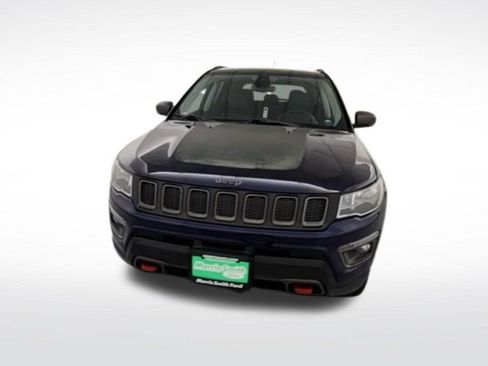 Used 2019 Jeep Compass Trailhawk image 2
