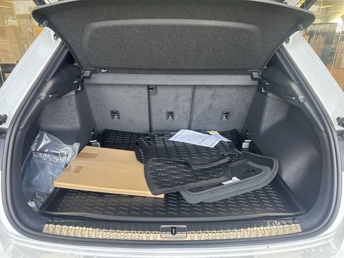 New 2025 Audi Q3 2.0T Premium image 22