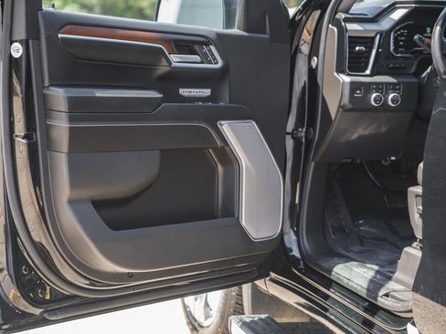 Used 2024 GMC Sierra 1500 Denali AWD/4WD image 48