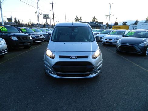 Used 2015 Ford Transit Connect XLT image 3