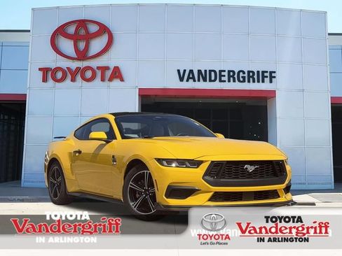 Used 2024 Ford Mustang Premium RWD image 1