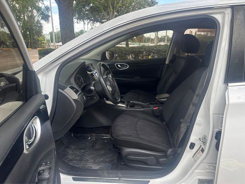 Used 2019 Nissan Sentra SV FWD image 9