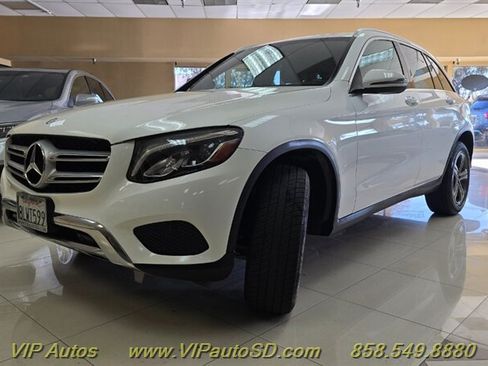 Used 2019 Mercedes-Benz GLC 300 4MATIC image 2