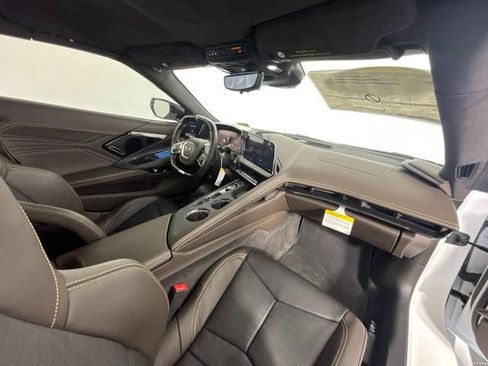 Used 2024 Chevrolet Corvette Stingray Premium Cpe w/ Z51 Performance Package RWD image 26