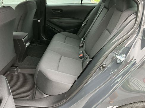 Certified 2025 Toyota Corolla LE FWD image 22