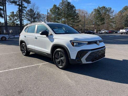 New 2026 Volkswagen Taos S image 4