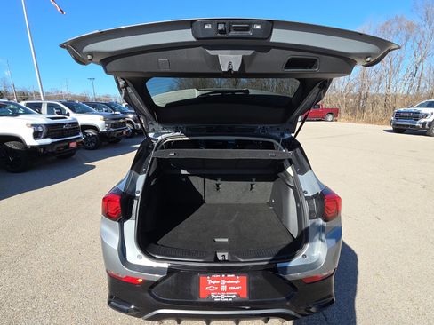 Certified 2024 Buick Encore GX Sport Touring w/ Black Roof Package image 31