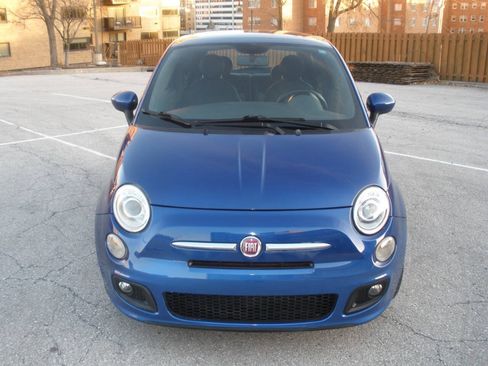 Used 2012 FIAT 500 Sport w/ Safety & Sound Pkg FWD image 6