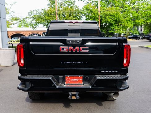 Used 2020 GMC Sierra 2500 Denali w/ Denali Ultimate Package AWD/4WD image 5
