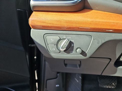 Used 2023 Audi Q5 2.0T Premium Plus image 31