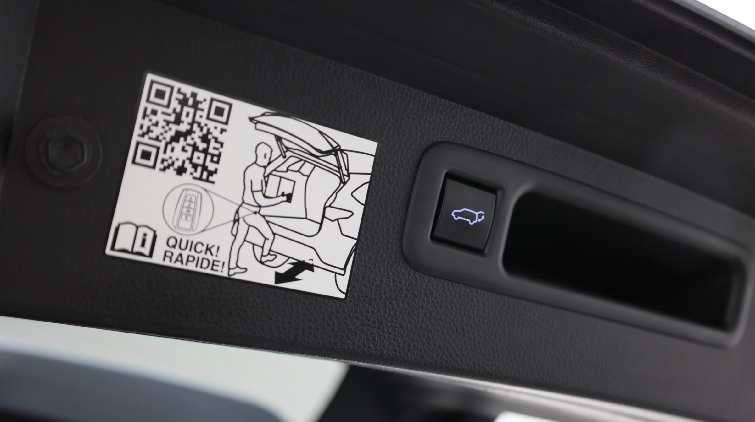Used 2022 Toyota Highlander Platinum FWD image 38