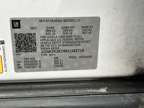 Used 2017 Chevrolet Traverse LT w/ Style and Technology Package image 21