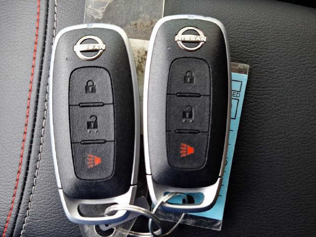 Certified 2025 Nissan Kicks SR AWD/4WD image 29