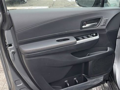 New 2026 Toyota Sienna Limited image 6