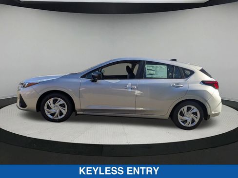 Certified 2025 Subaru Impreza 2.0i image 7